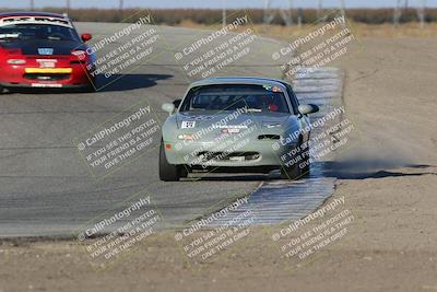 media/Nov-16-2024-CalClub SCCA (Sat) [[641f3b2761]]/Group 4/Race (Outside Grapevine)/